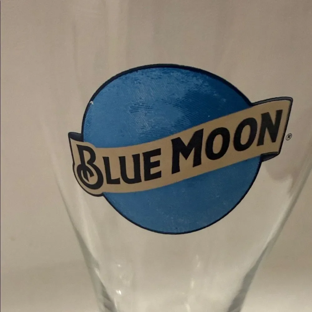 Blue Moon Wheat Beer 16 Oz 2 Glasses Clear Blue Logo 8 In Tall 2 1/2 In Round